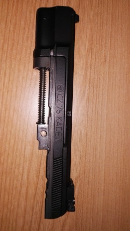 Pistola cz75B 9mm y kit del 22 original  , consta de pistola cz75B con gatillo afinado y tope final de 21
