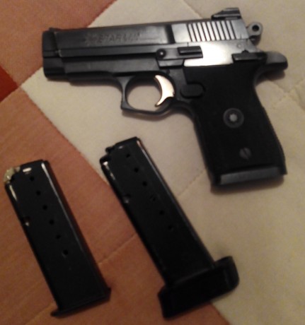 Por cese de la afición vendo  mi pistola Star Firestar del calibre 9mm, de simple acción, una subcompacta 01