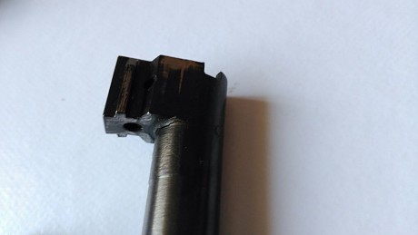 Buenas tardes.
Un compañero de club me pide que le ponga a la venta una pistola Llama M-82 del 9 Pb. Estéticamente 20