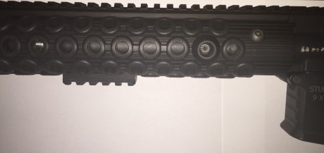 Se vende este espectacular rifle AR15, fabricado por SOCOM, en calibre 9mm PB, y con cañón de 12".
El 30
