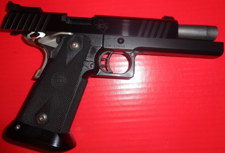  Vendo pistola STI Edge 2011 en 9mm ,  estado impecable , solo ha sido rodada, lleva  solo 2000 disparos 01