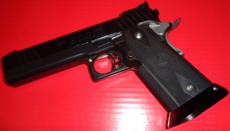 Vendo  pistola STI Edge 2011 en 9mm . Su estado es  como nueva ; solo ha hecho  2000 disparos  (rodaje 02