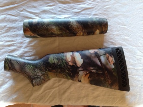 Vendo culata y guardamanos camo para Mossberg 500A precio 80 euros porte incluido 01