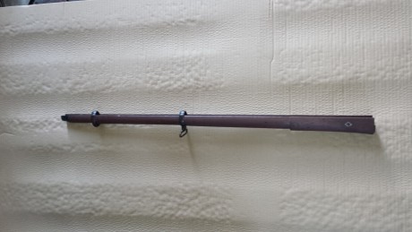 Buenas ..... vendo caña con anillas (  dos ) de rifle rolling blok

Precio 150 eur  ( no negociables ) 02