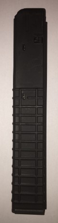 Se vende este espectacular rifle AR15, fabricado por SOCOM, en calibre 9mm PB, y con cañón de 12".
El 110