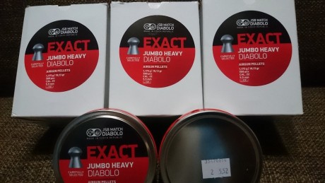 Vendo 17 latas precintadas, todas del mismo lote, de JSB Jumbo Heavy 5,5.
Precio del lote: 170€. 
Portes 00