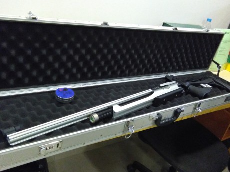 Vendo carabina de aire marca Walther, con maleta incluida . Casi nueva por  750 euros 00