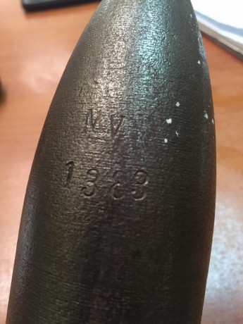 Buenas, quisiera me ayudarais a ubicar este proyectil, es un 57 mm pero no encuentro nada sobre él, yo 12
