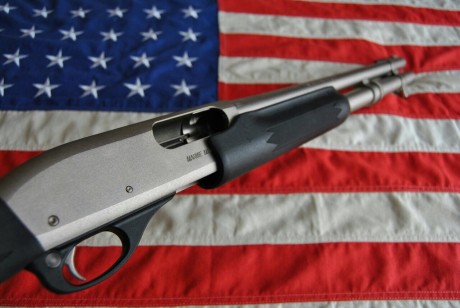 VENDIDA REMINGTON 870 MARINE MAGNUM, calibre 12. 

Con permiso del anterior propietario utilizo sus fotografías 01