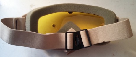 Hola.
Vendo estas gafas de ventisca de la marca Bollé, fabricadas en Francia. Están con muy poco uso. 02