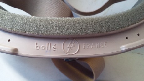 Hola.
Vendo estas gafas de ventisca de la marca Bollé, fabricadas en Francia. Están con muy poco uso. 00