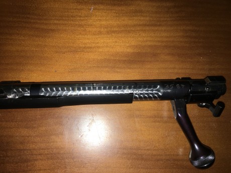 WINCHESTER 70 PRE 64 Cal.338wm

Winchester 70 Classic sporter, cerrojo pre64 cal. 338 WM customizado por 92