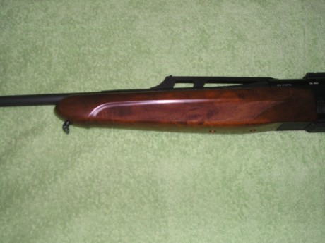 Vendo rifle semiautomático HK SLB 2000 PLUS calibre 300wm con carril Weaver, el rifle está PERFECTO de 01