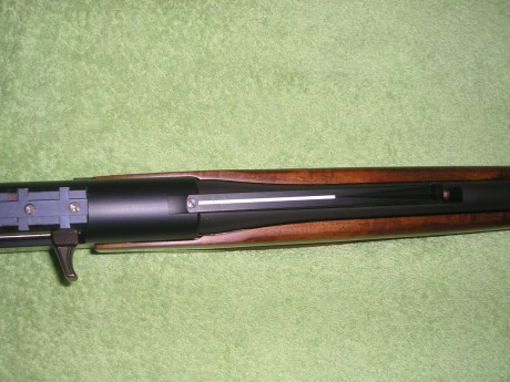 Vendo rifle semiautomático HK SLB 2000 PLUS calibre 300wm con carril Weaver, el rifle está PERFECTO de 31