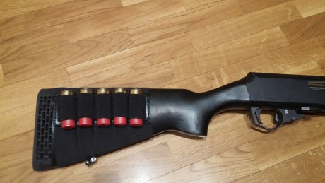 Se vende.
AUNQUE despues de lo de Niza entran dudas de quitarla.
 Escopeta de corredera marca Franchi(la 40