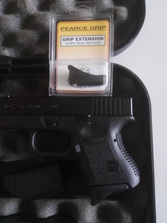 Vendo extensión para cargador glock modelo 26/27/33/39.El precio es de 14 euros puesto en casa del comprador 00