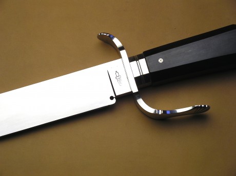 hola a todos,hacia tiempo que no mostraba nada,pues hoy os presento un bowie de los artesanos joan y llorenc 01
