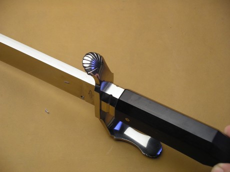 hola a todos,hacia tiempo que no mostraba nada,pues hoy os presento un bowie de los artesanos joan y llorenc 00