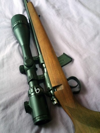 Vendo la carabina CZ 452 2E ZKM en fantástico estado de conservación, funciona sin problemas y tiene el 00