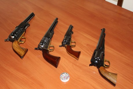 Hola, tengo un pequeño pocket de Uberti, una preciosidad que apenas saco del maletín. Hace poco decidí 60