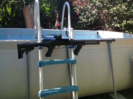 Se vende este espectacular rifle AR15, fabricado por SOCOM, en calibre 9mm PB, y con cañón de 12".
El 150