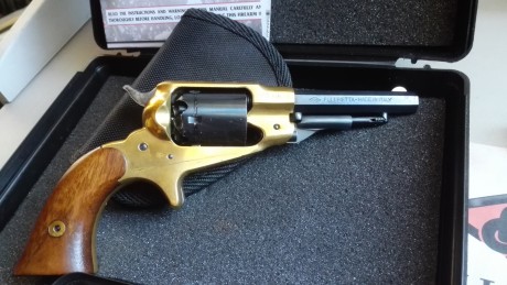 Venta revolver Avancarga Remington Pocket calibre 31 marca Pietta , perfecto estado , muy cuidado . Se 02