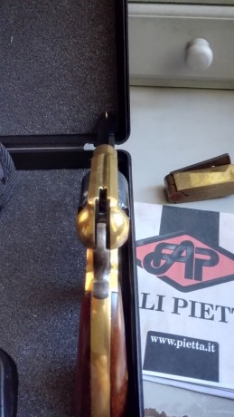 Venta revolver Avancarga Remington Pocket calibre 31 marca Pietta , perfecto estado , muy cuidado . Se 11