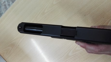 Compro Glock modelo 34 en Madrid, para poder probarla y examinarla. Solo me interesa la pistola, sin accesorios. 31