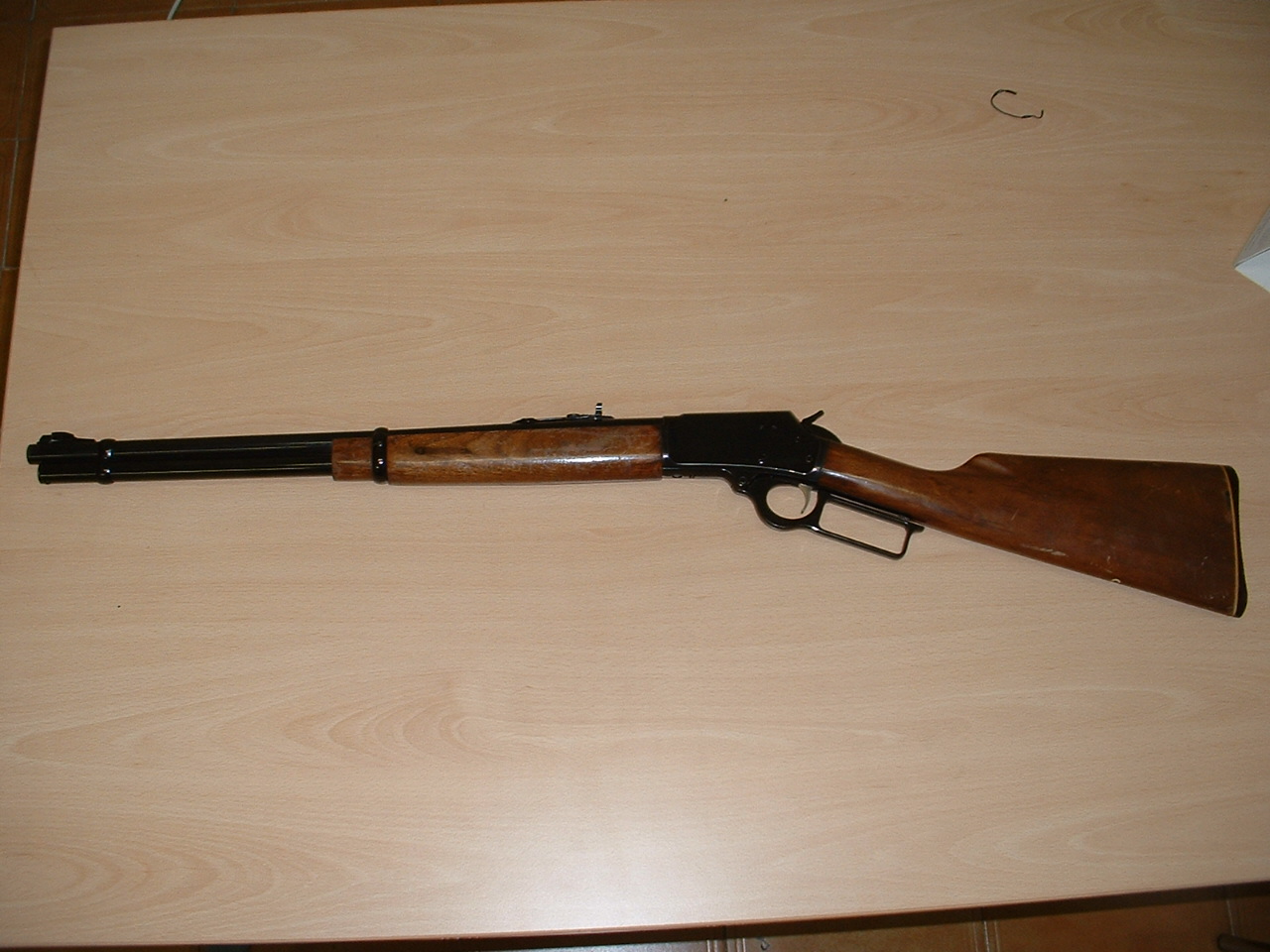 Vendo Marlin 44 por un precio asequible. 00
