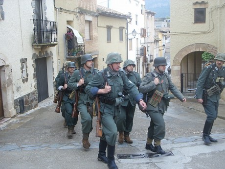 Pues eso, ya acabó Baldellou 2010 y se han comenzado a colgar fotos del evento en varias webs...


Si 131