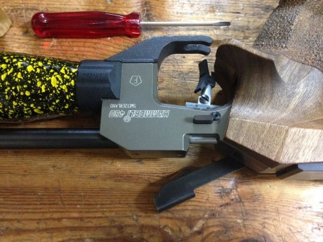 Oportunidad  iniciacion aire precision : magnifica y  singular Helvetica 480 manufactura Hammerli cal 01
