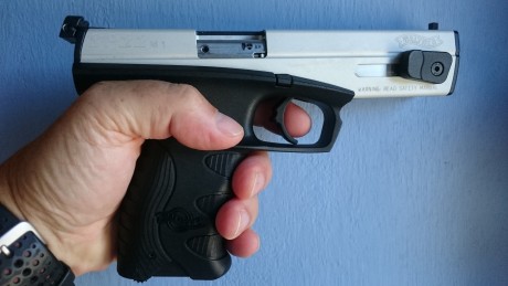 vendo walther sp m1, estado nueva viene en su caja con dos cargadores , la pistola esta en asturias con 01
