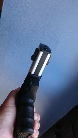 vendo walther sp m1, estado nueva viene en su caja con dos cargadores , la pistola esta en asturias con 12