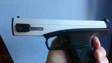 vendo walther sp m1, estado nueva viene en su caja con dos cargadores , la pistola esta en asturias con 10