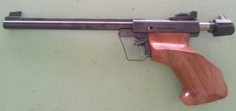 Hola a todos, se vende Drulov Mod.75. En muy buen estado salvo pequeña marca en el lado izquierdo. También 01