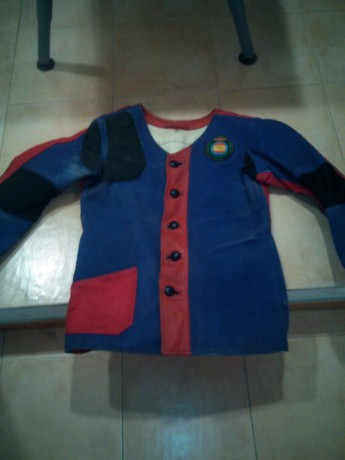 Hola a todos:
Un amigo me ha pedido que ponga a la venta unas chaquetas de tiro que tengo en casa y que 10