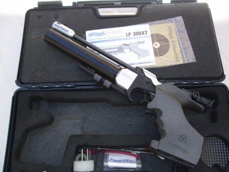 Vendo pistola walther lp300xt con culata talla m, en perfecto estado.650 euros. 40