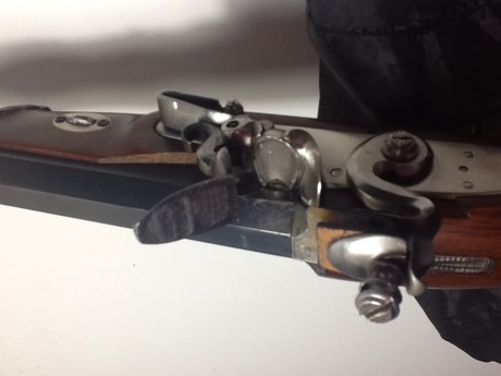 Hola a todos.
Vendo pistola Le Page de pedernal, marca Pedersoli. La compre en este foro hace un par de 00
