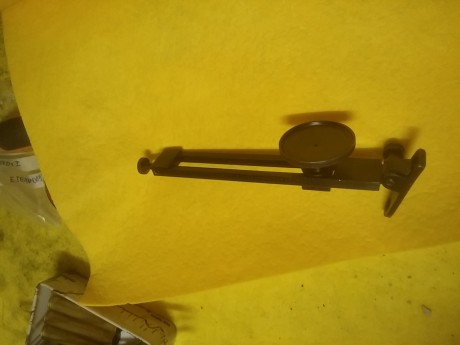 Por no usar vendo este diopter de AMR.
Precio 60 euros mas portes
 Diopter.jpg  00