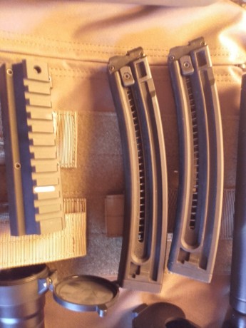 Vendo gsg-5 22lr en perfecto estado de funcionamiento y conservacion. bien cuidada y mantenida. se incluye 01