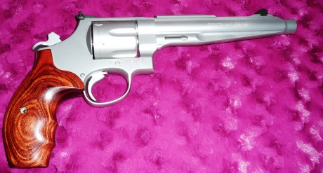 Un amigo, peleado con la informática, me encarga, por exceso de cupo, que ponga a la venta un arma dificil 02