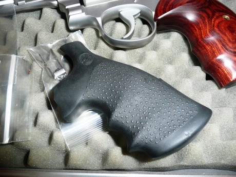 Un amigo, peleado con la informática, me encarga, por exceso de cupo, que ponga a la venta un arma dificil 151