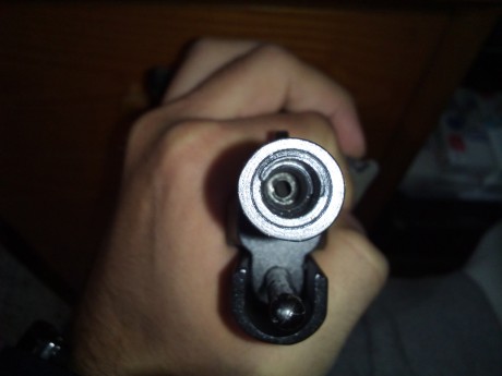 Vendo detonadora Blow F92 réplica de la Beretta 92FS, en perfecto estado, viene con su maletín, librillo 01