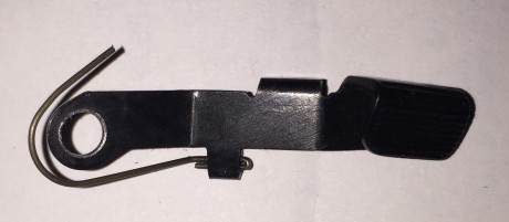 Se vende esta magnifica retenida de la corredera sobredimensionada fabricada por VICKERS TACTICAL en USA.
Esta 01