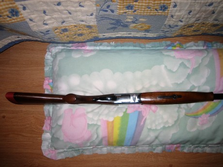 Hola.  Vendo superpuesta Lanber de choques fijos 1 y 3 estrellas, cañón de 71cm, dos gatillos no expulsora. 40