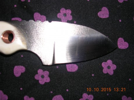 Regalo de mi buen amigo Raul ( ARKEROTGN en el foro de Supervivencia )
Este cuchillo me ha regalado mi 10