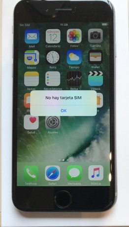 Vendo iphone 6 16Gb, es de diciembre del 2014, esta muy cuidado y siempre con funda con tapa de aperetura 02