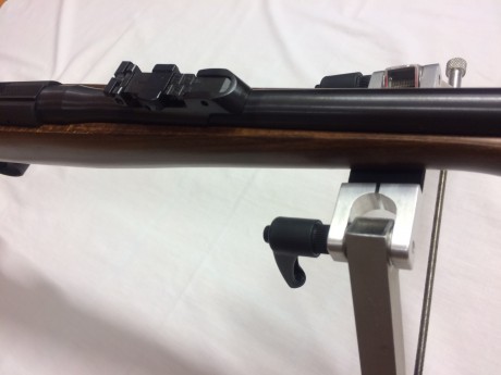  VENDO CZ 452-2E ZKM 

En perfecto estado!!!

No ha tirado ni 500 tiros.

Gatillo Afinado (SIN LIMAR).
Bípode 11
