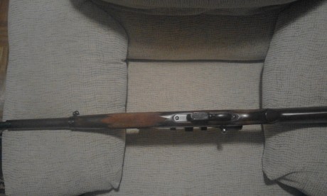 Carabina Destroyer del calibre 9 Largo, recién restaurada por un armero en Éibar, madera lacada, barnizada 12