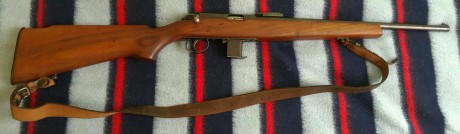 Hola compañeros, vendo mi carabina Onena modelo 401 del 9 parabellum en libro de coleccionista y en activo. 01